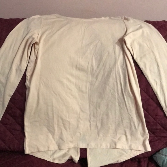 AnyBody long sleeve shirt with slit in back.color :peach - Picture 1 of 3